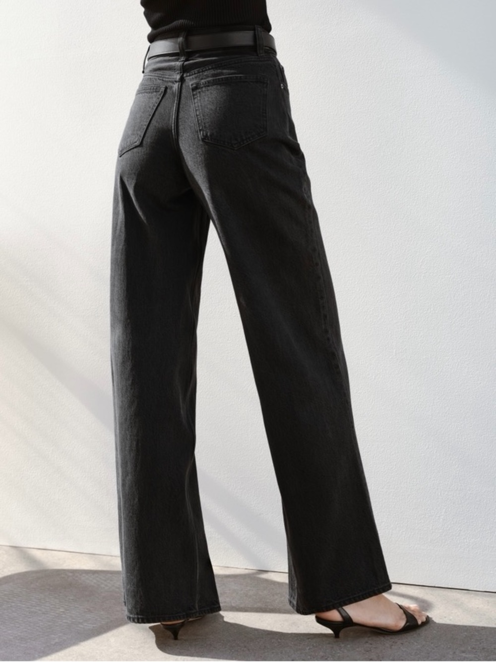 Abercrombie & Fitch Curve Love High Rise Wide Leg Jeans